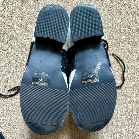 Saddle Shoes Vintage Style 1950s Inspired - Picture 4 of 7